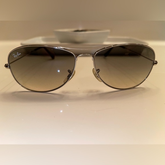RAY-BAN: Cockpit Sunglasses - Picture 2 of 9